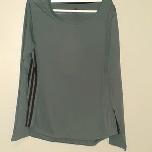 Adidas fitness shirt